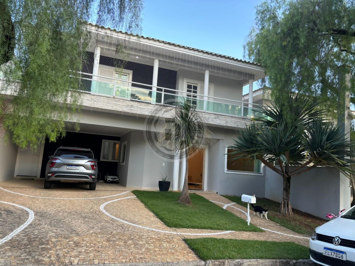 Casa de Condomínio à venda com 3 quartos, 325m² - Foto 1